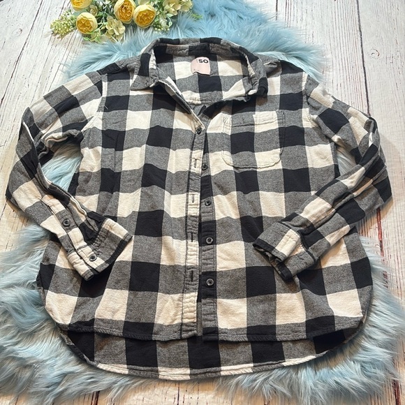 SO Black White Check Flannel Button Down sz M - Picture 1 of 10